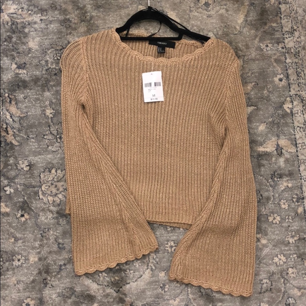 Forever 21 Ribbed Knit Bell-Sleeve Top